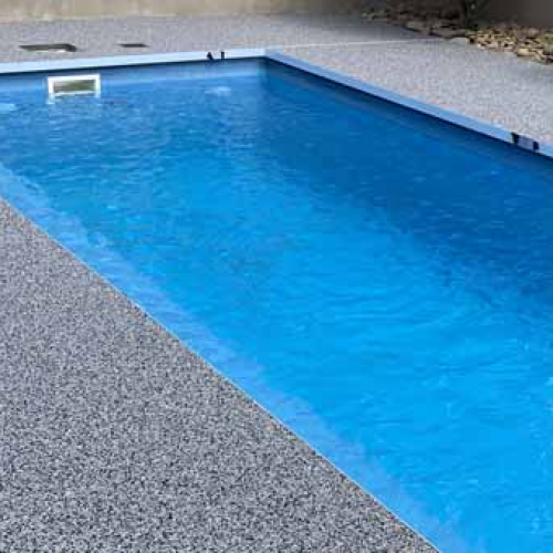 Benefits Pool Paving Surrounding and Choosing Paving Materials